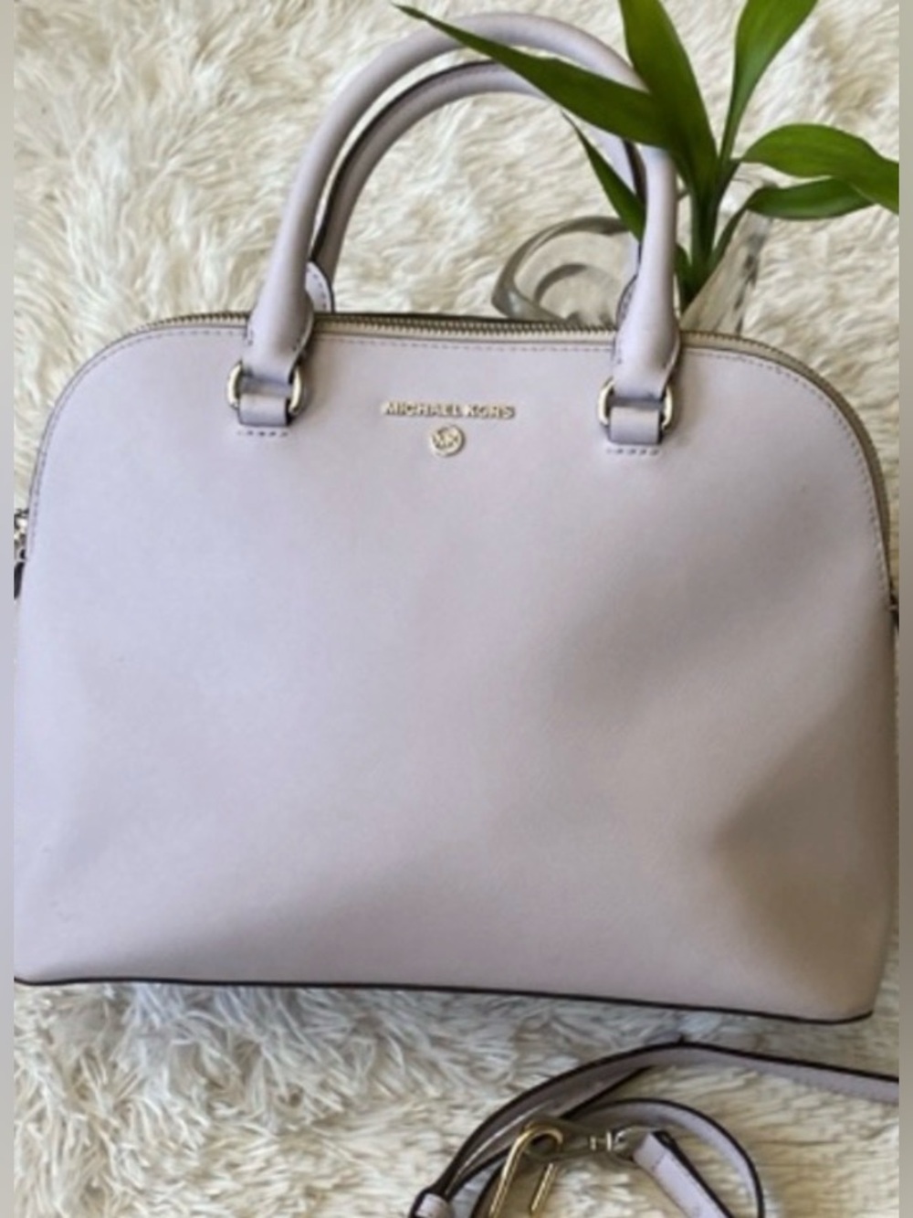 Michael Kors Lavender dome type medium shoulder satchel bag